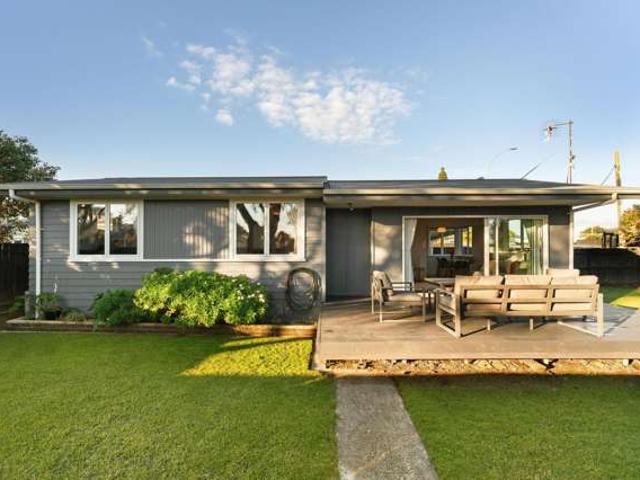 9 Aaron Place, Brookfield, Tauranga