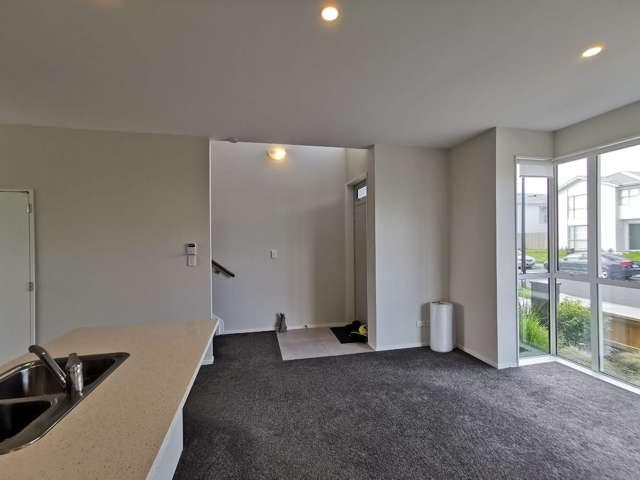 9 Aeronautic Road, Takanini, Papakura