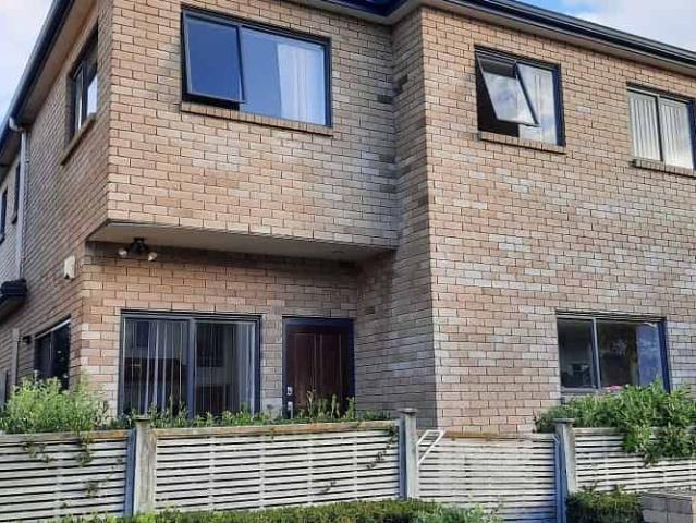 9 Agapanthus Place, Flat Bush, Manukau City