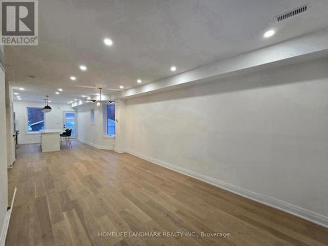 9 Alton Avenue, Toronto, ON, M4L 2M3 house for lease | Listing ID E13159 | Royal LePage