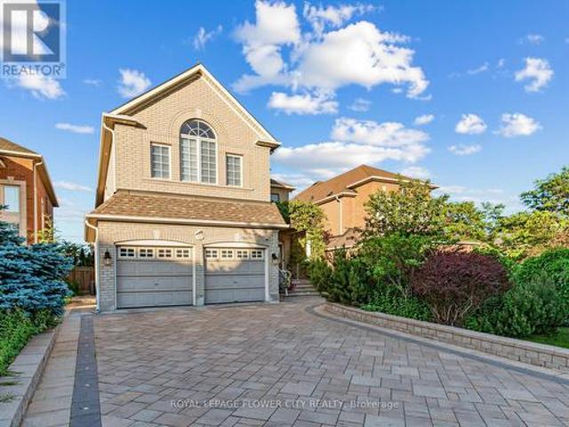 9 Arden Valley Street, Richmond Hill, ON, L4E 4J3 house for sale | Listing ID N13453 | Royal LePage