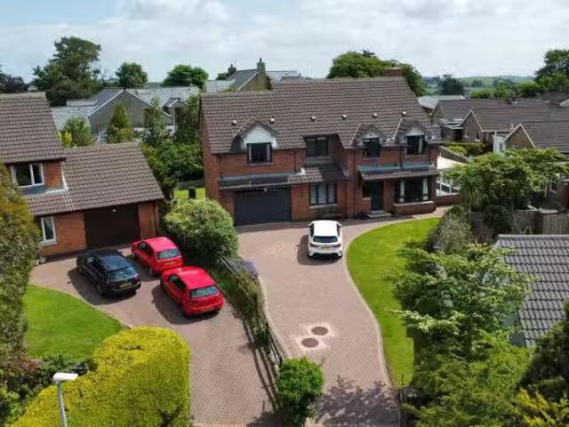 9 Burnview Drive