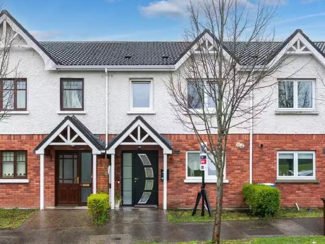 9 Barrow View, Dun Brinn, Athy, Co. Kildare, R14N291 is for sale