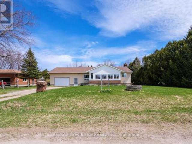 9 Bayfield Street, Northern Bruce Peninsula, ON, N0H 1W0 house for sale | Listing ID X13108 | Royal LePage