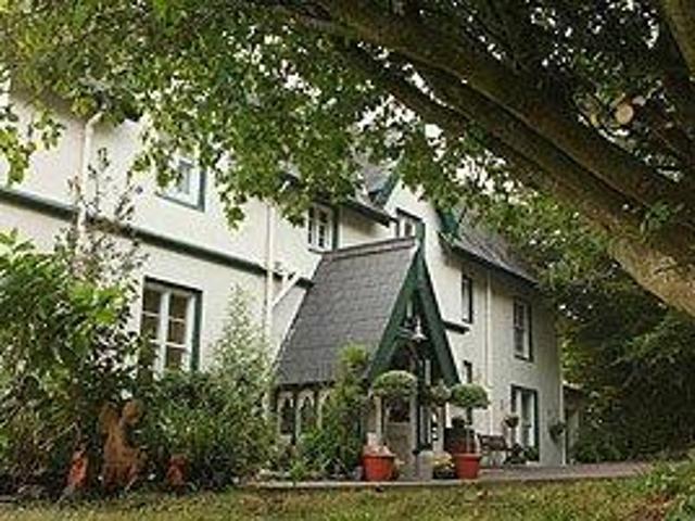 9 Bedroom House Cobh Cork P24RY88 LS85259683