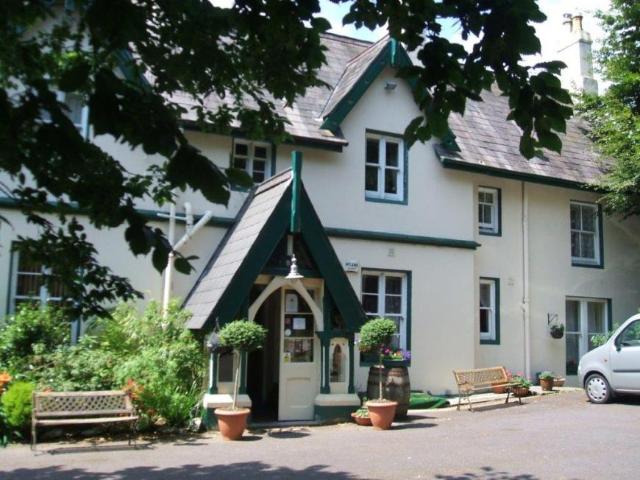 9 Bedroom House Cobh County Cork P24RY88 DS85233019
