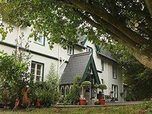 9 Bedroom House Cobh County Cork P24RY88 LS87273873