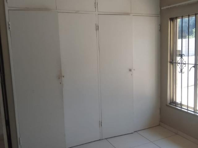 9 Bedroom House For Sale in Rembrandt Park