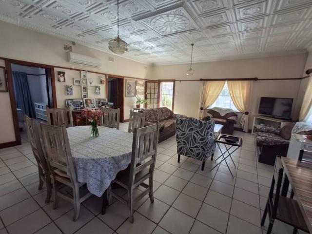 9 Bedroom House For Sale in Rensburg