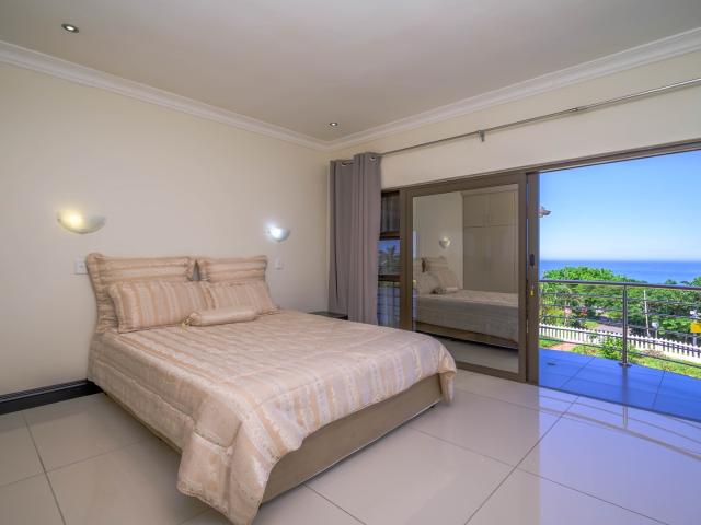 9 Bedroom House For Sale in Westbrook