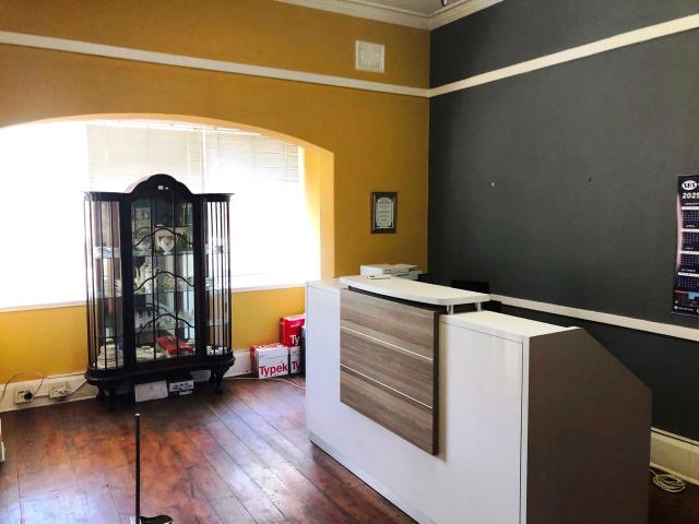 9 Bedroom house for sale in Umbilo, Durban