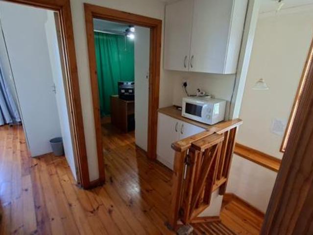 9 Bedroom House in Baysville