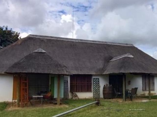 9 Bedroom House in Bela Warmbaths