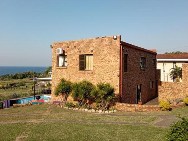 9 Bedroom House in Glenmore