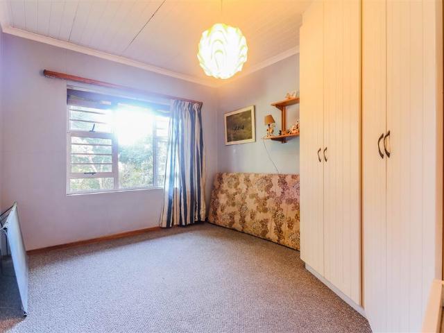 9 Bedroom House in Drummond