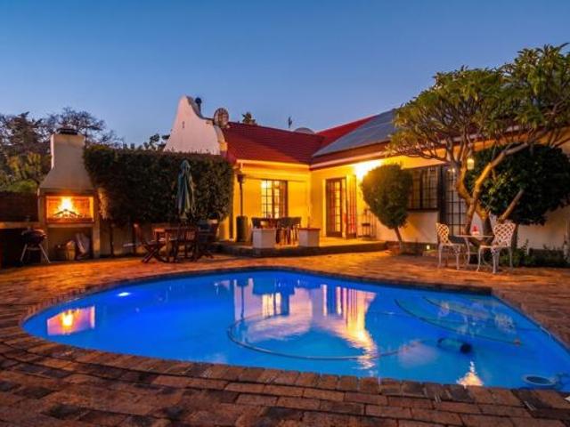 9 Bedroom House in Helena Heights