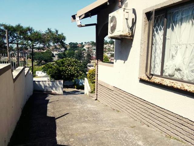 9 Bedroom House in High Ridge