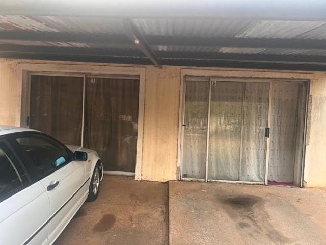 9 Bedroom House in Louis Trichardt