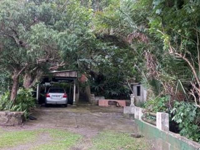 9 Bedroom House in Manaba Beach