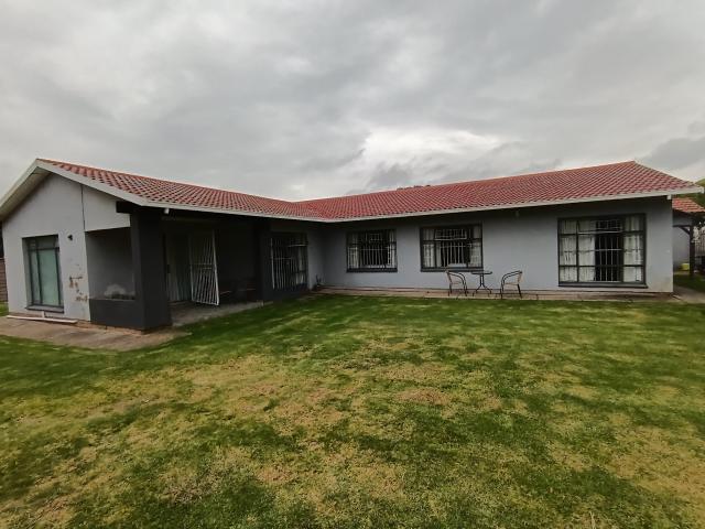 9 Bedroom House in Secunda