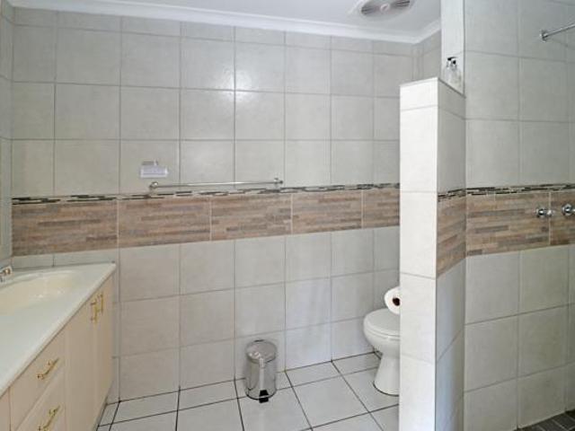 9 Bedroom House in Wierda Park