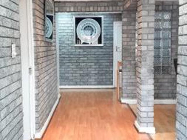 9 Bedroom House in Wynberg