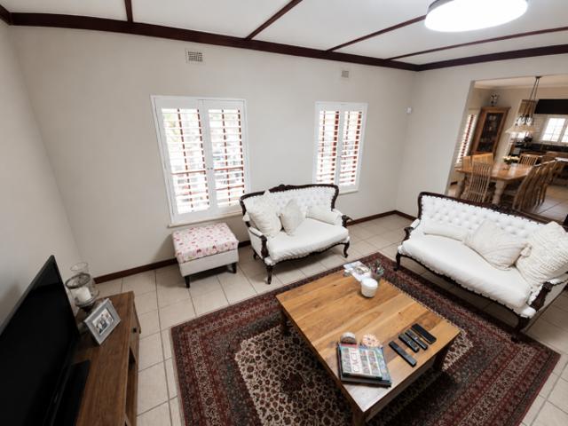 9 Bedroom House in Veld En Vlei