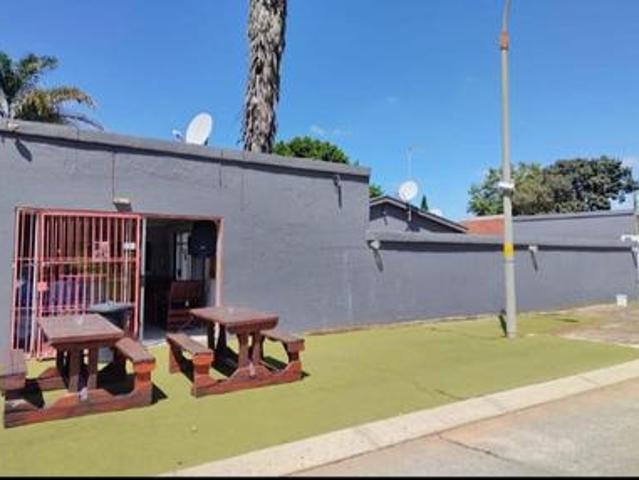 prime investment opportunity 9 bedro.