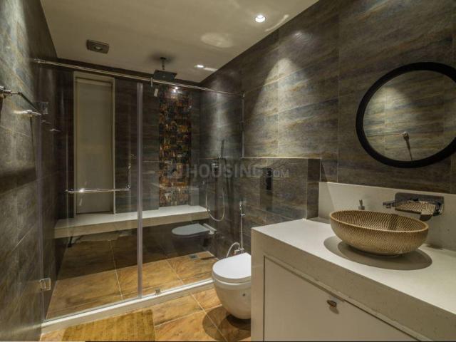 9 BHK Apartment in Khar West for resale Mumbai. The reference number is 9325929