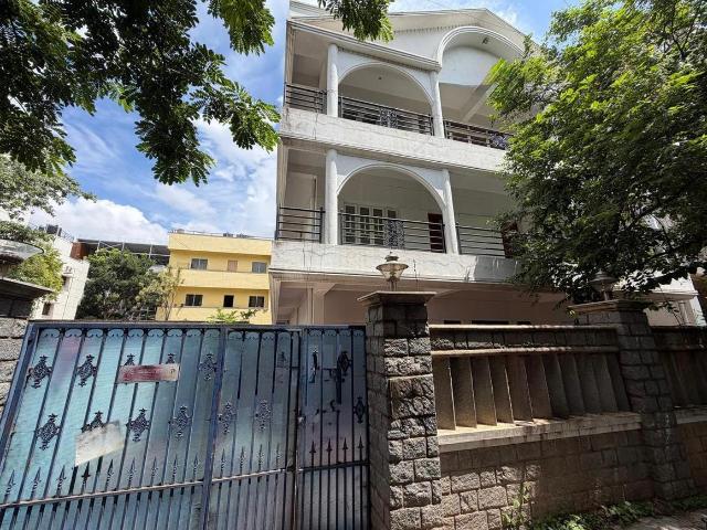 9 BHK Independent House in HSR Layout for resale Bengaluru. The reference number is 20611671