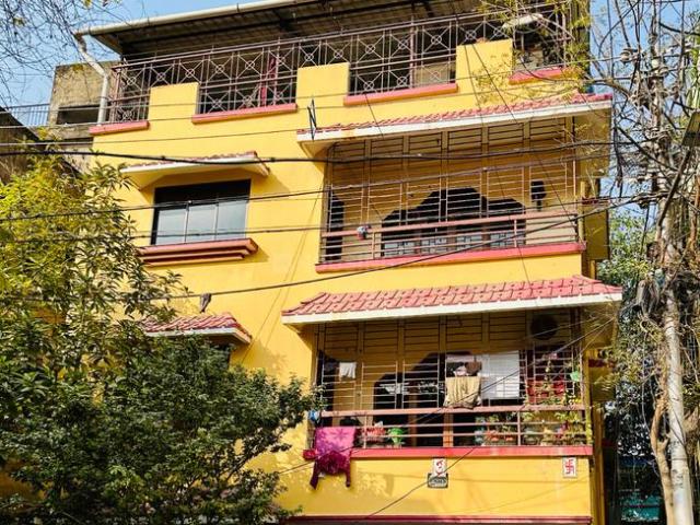 9 BHK Independent House in Kasba for resale Kolkata. The reference number is 21011776