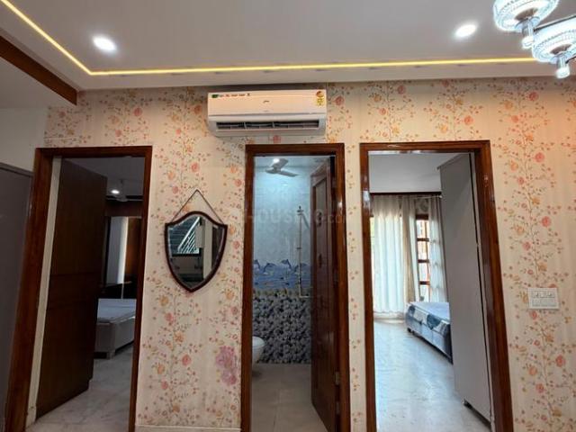 9 BHK Independent House in Mohali Village for rent Mohali. The reference number is 20972012