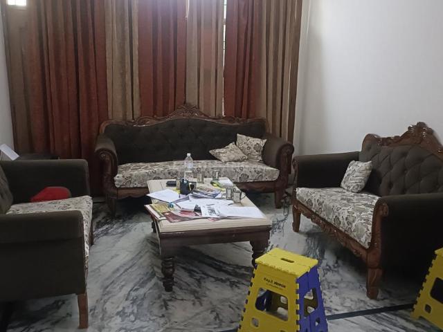 9 BHK Independent House in Sector 60 for resale Sahibzada Ajit Singh Nagar. The reference number is 16833318