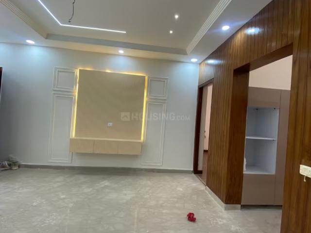 9 BHK Independent House in Sector 64 for resale Mohali. The reference number is 14363186