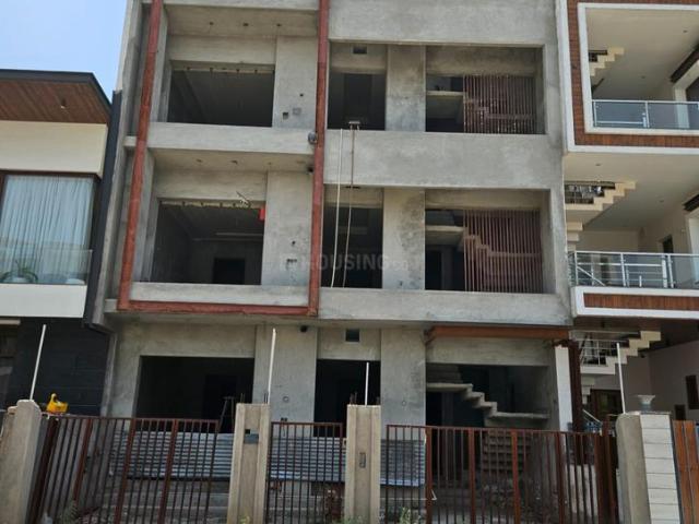 9 BHK Independent House in Sector 85 for resale Mohali. The reference number is 14654740