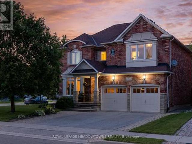 9 Black Bear Trail, Brampton, ON, L6Y 5L2 house for sale | Listing ID W13235 | Royal LePage