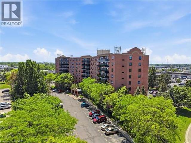 9 Bonheur Court Unit# 716, Brantford, ON, N3P 1Z5 condo for sale | Listing ID 40832 | Royal LePage