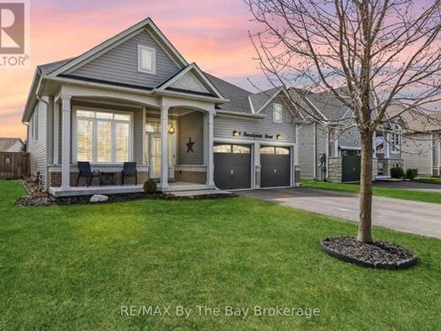 9 Broadpoint Street, Wasaga Beach, ON, L9Z 3B8 house for sale | Listing ID S12114 | Royal LePage