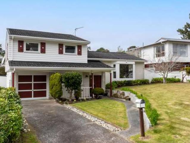 9 Caesars Place, Churton Park, Wellington City