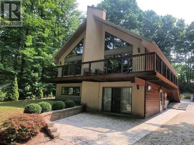 9 Carson Lake Crescent, South Bruce Peninsula, ON, N0H 2G0 house for sale | Listing ID X12321 | Royal LePage