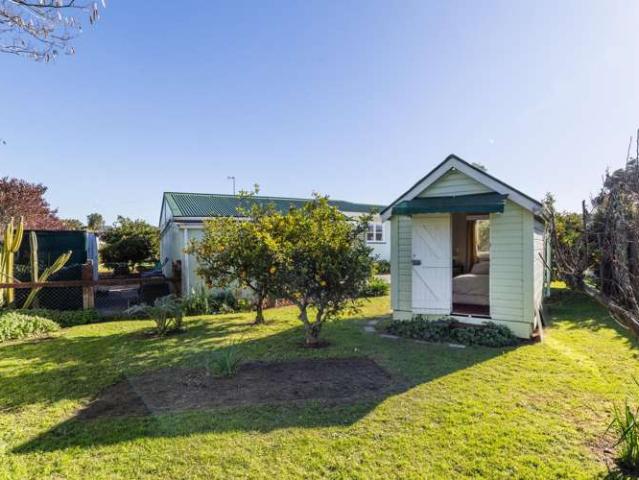 9 Chester Place, Taradale, Napier City