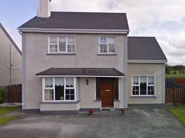 9 Church View, Crossmolina, Co. Mayo is for rent