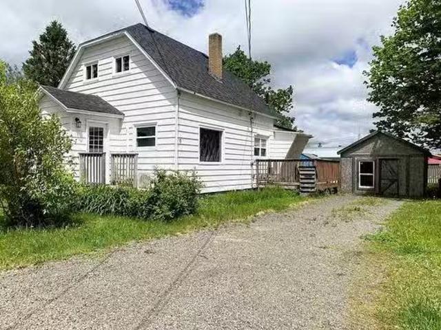 9 Clarke Street, Springhill, NS, B0M 1X0 house for sale Lis.