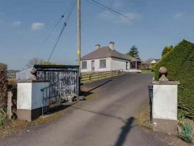9 Clogher Road