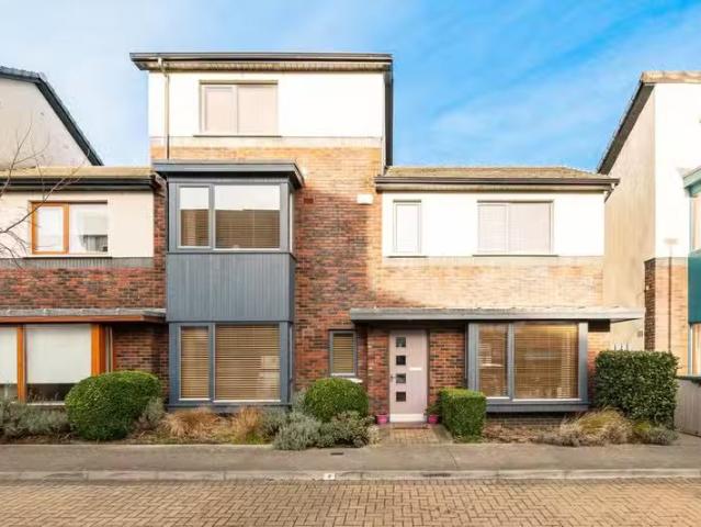 9 Dalriada Court, Dublin 16, Knocklyon, Dublin 16, D16E725 is.