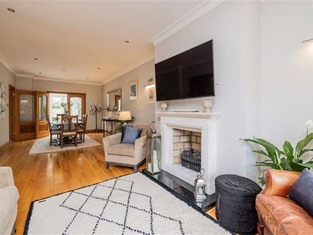 9 Dalton Mews, Malahide, County Dublin O'Farrell Cleere Auctioneers 4923 MyHome. Ie Residential