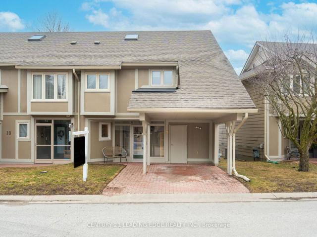 9 Davy Point Circle, Keswick | For Sale @ $1,149,000 | Condos. Ca