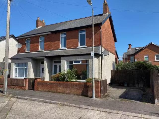 9 Devon Parade