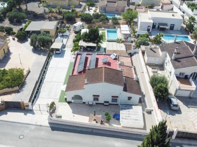 9 Dormitorio Casa Urb. La Marina Alicante LS88914045