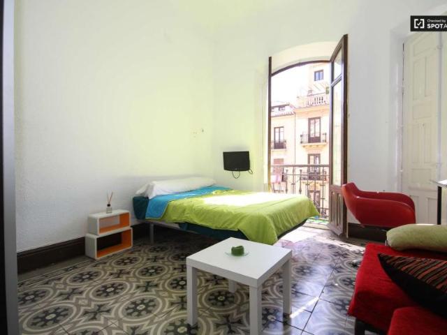 9 Dormitorio Shared Living/Roommate Granada Granada LS101820324